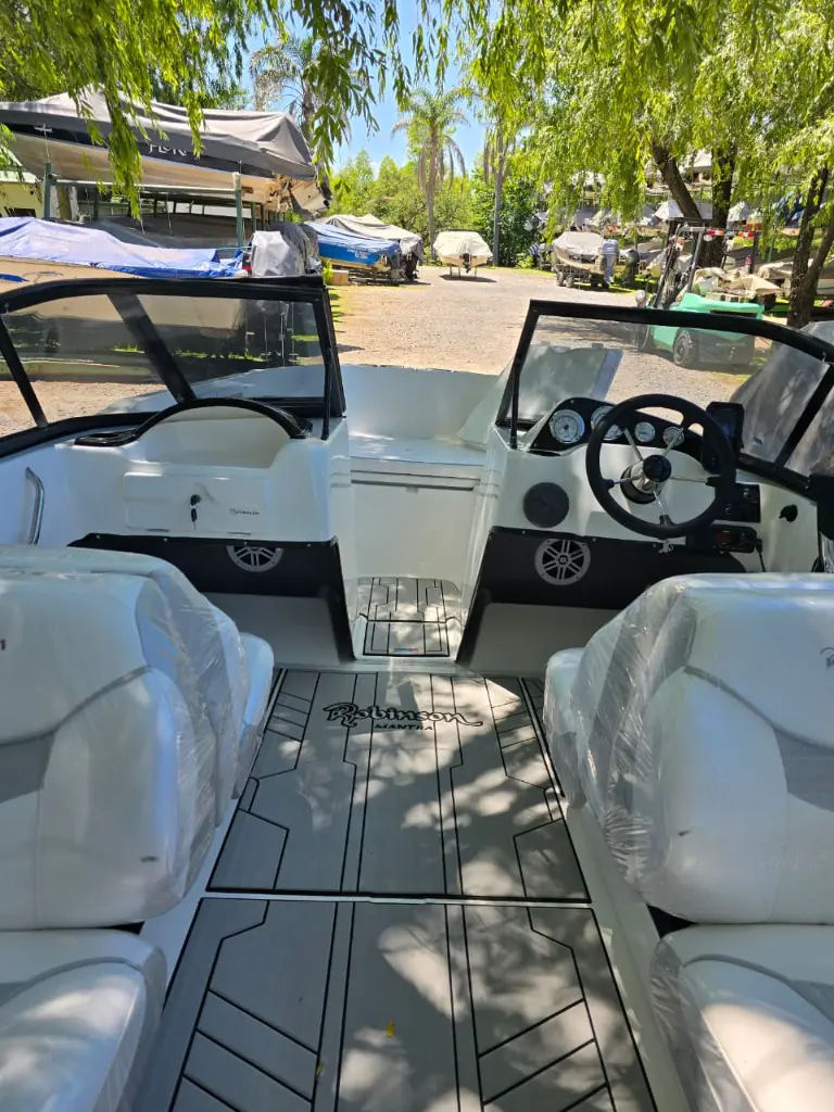 Silver Negro Robinson Mantra  (1).webp