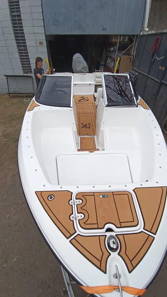 Prodeck Electra 2000